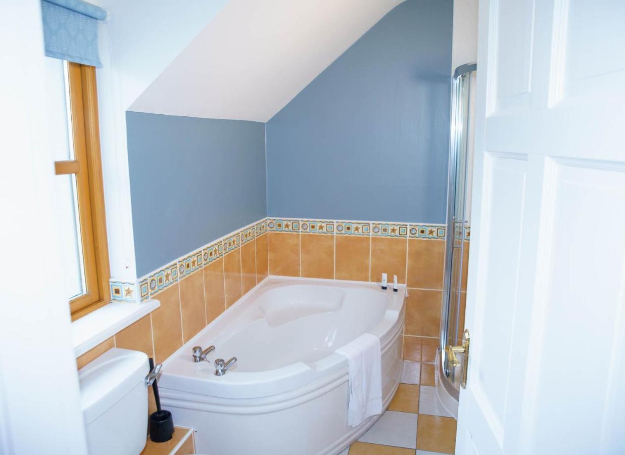 Dingle Courtyard Cottages 4 Bed By Trident Holiday Homes Luaran gambar